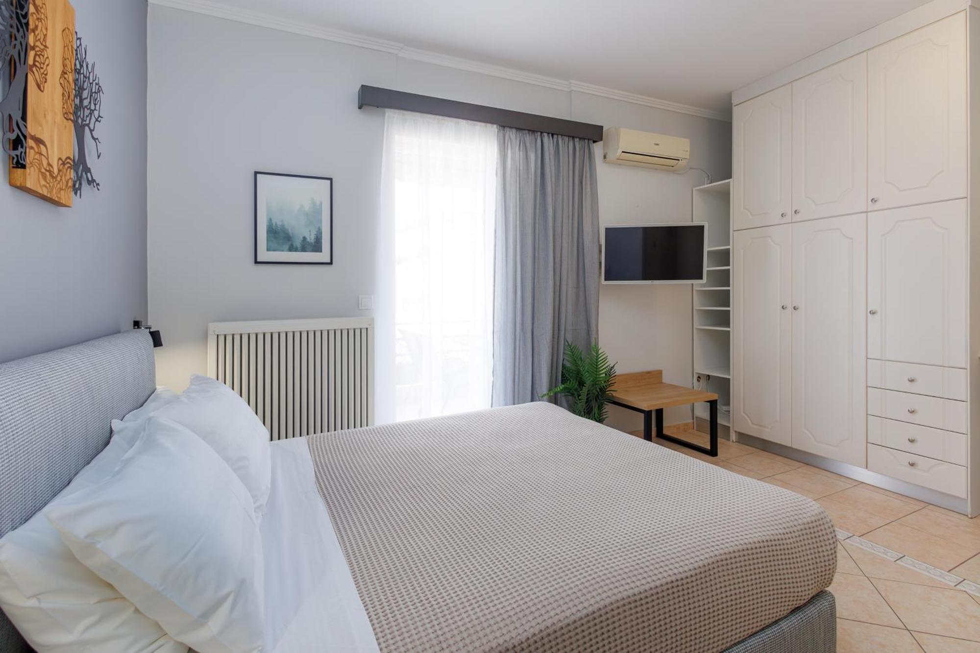 Seacret Cabin, A Kalamatastay Apartment